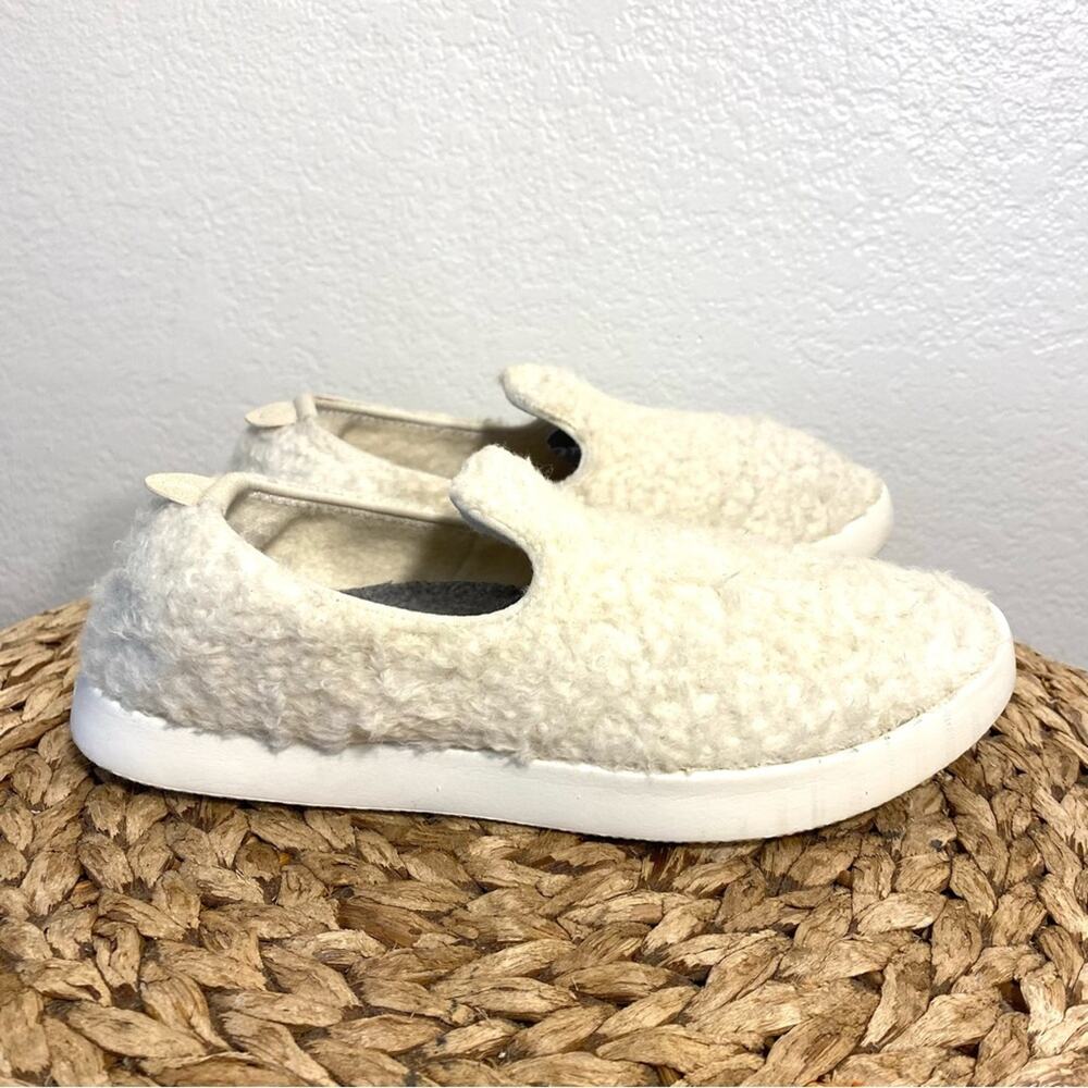 Allbirds wool loungers fluff sherpa slip on beige